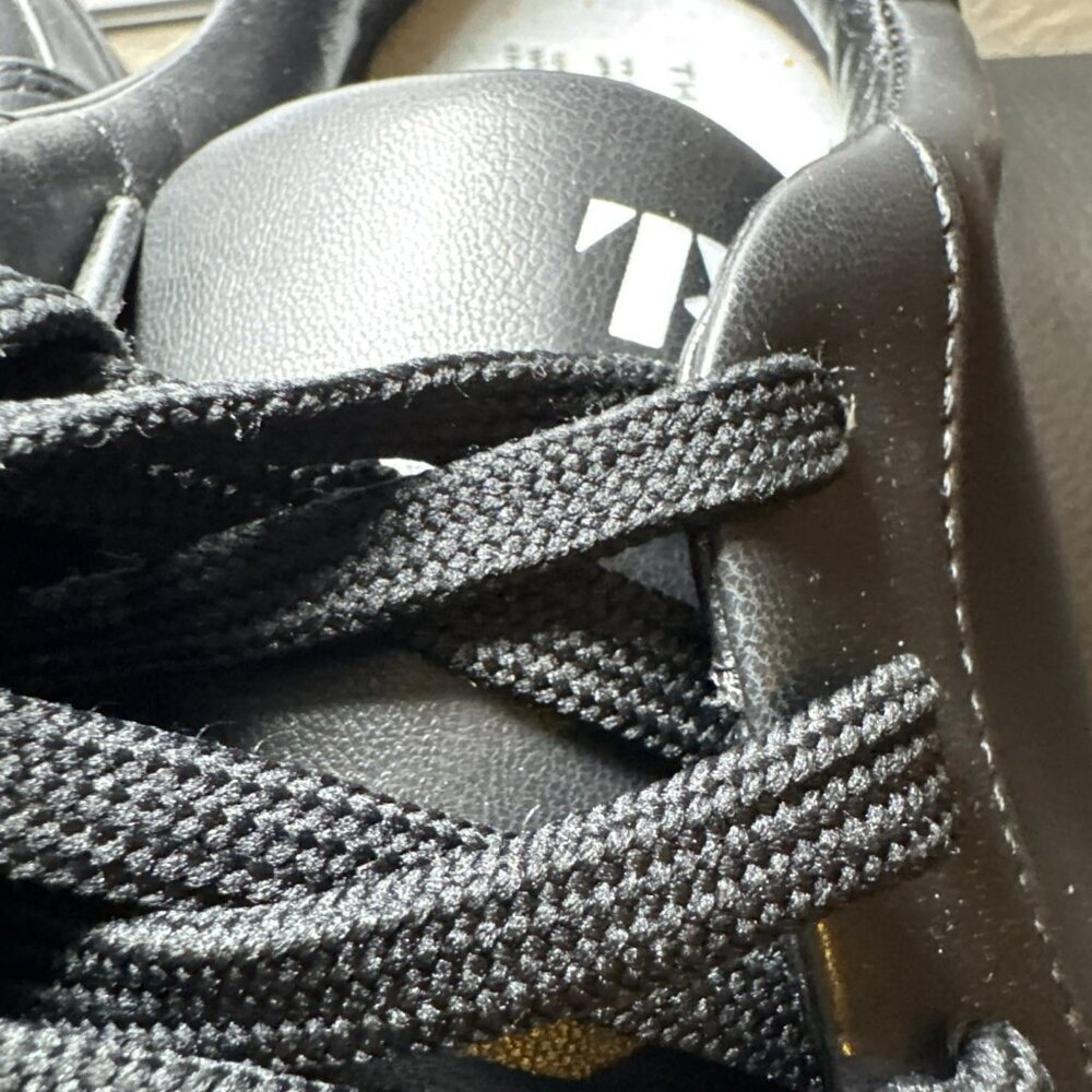 Thousand Fell Men’s 11.5 Low Top Lace Up Sneakers Black/White - Picture 5 of 9